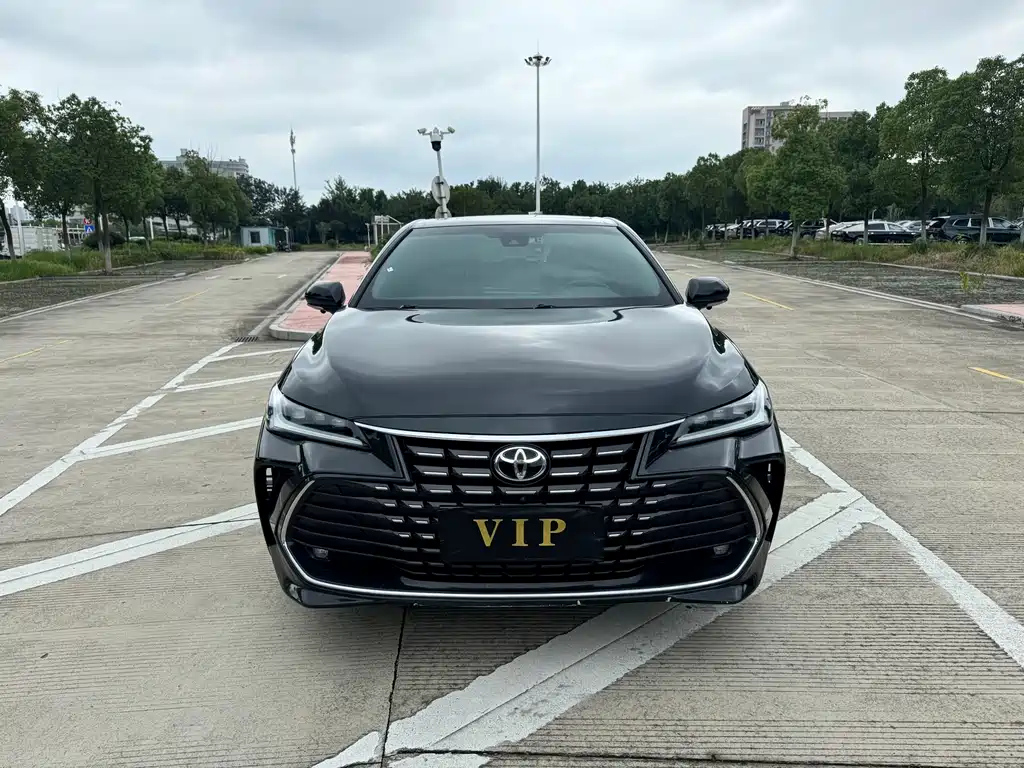 TOYOTA AVALON 2023