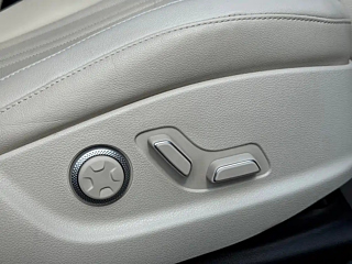 GENESIS G80 2023 YEAR 2.5T DELUXE EDITION 2023