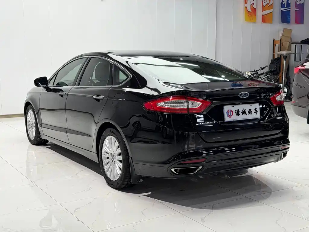 FORD MONDEO 2015