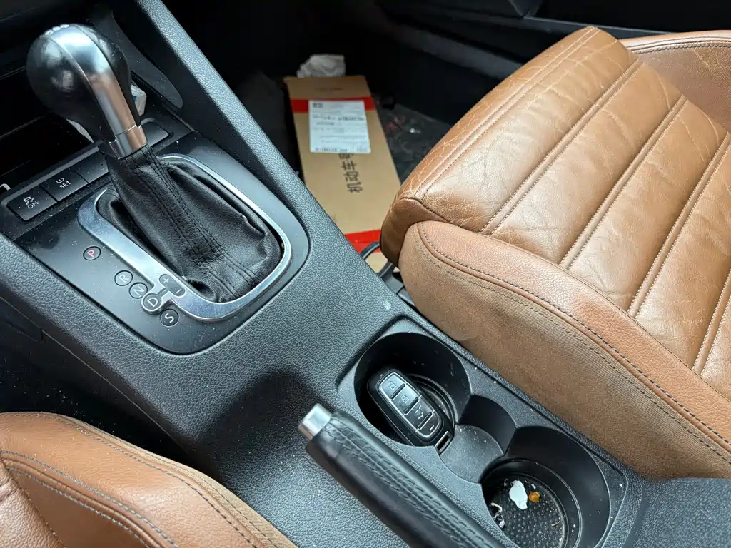 VOLKSWAGEN SCIROCCO 2011