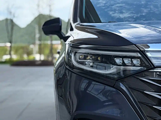 ROEWE IMAX8  2021 YEAR 400TGI SUPREME PRESTIGE EDITION 2021
