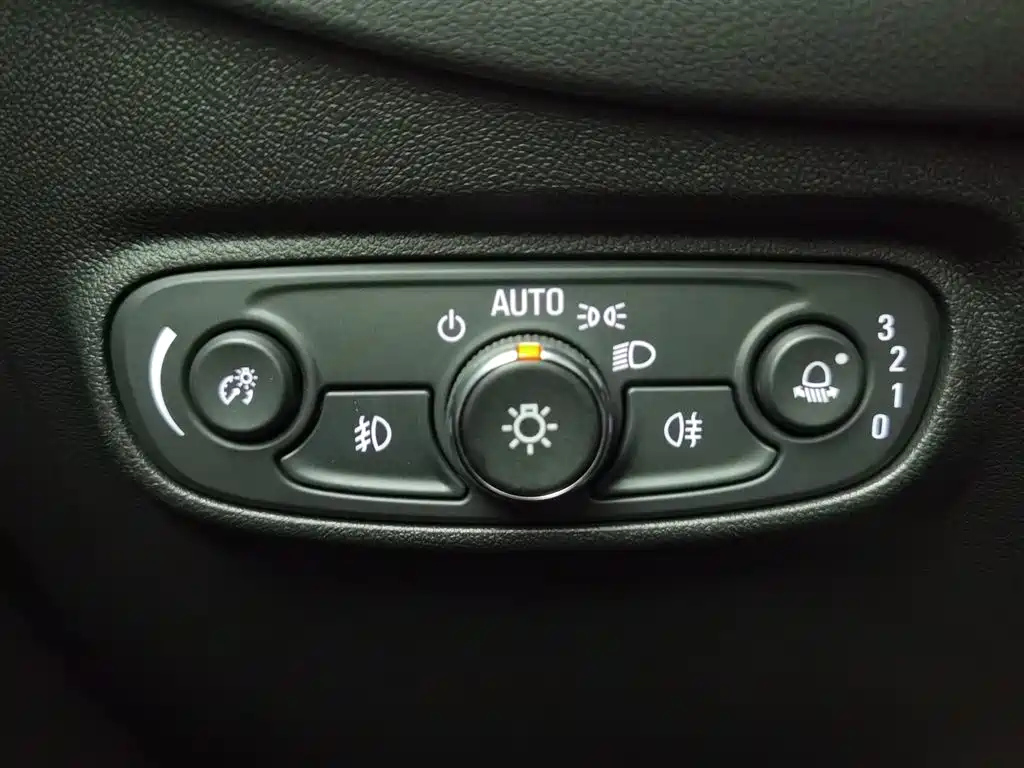 CHEVROLET EXPLORER 2019
