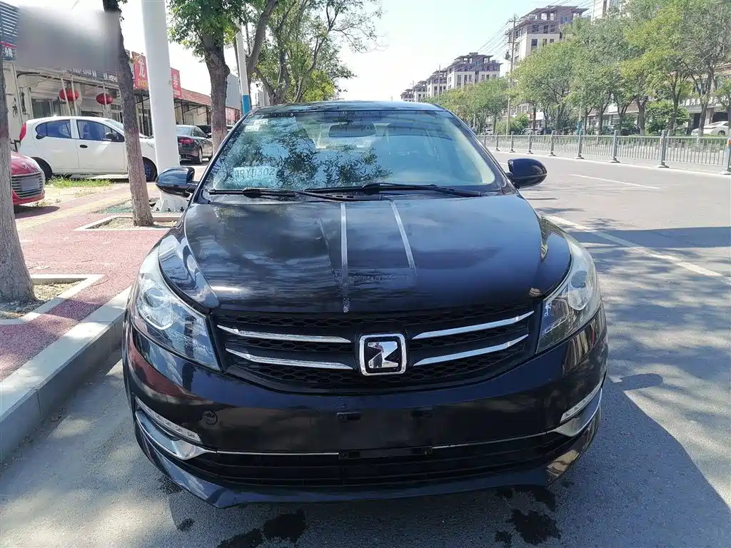 ZOTYE Z500 2015