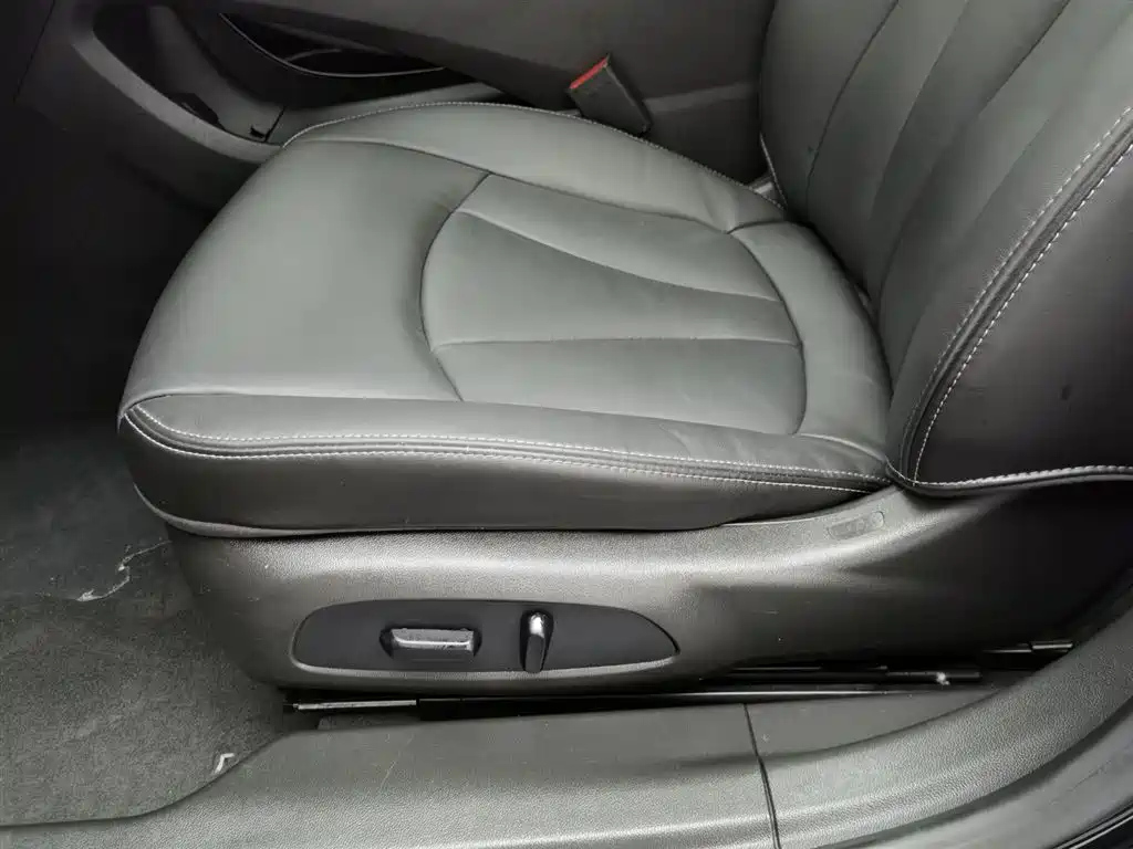 BUICK LACROSSE 2022