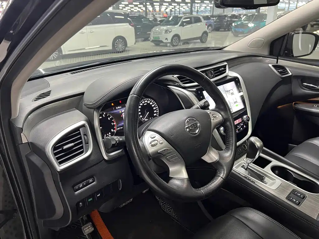 NISSAN MURANO 2019