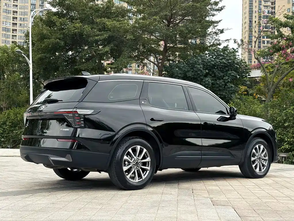 FORD EDGE 2023