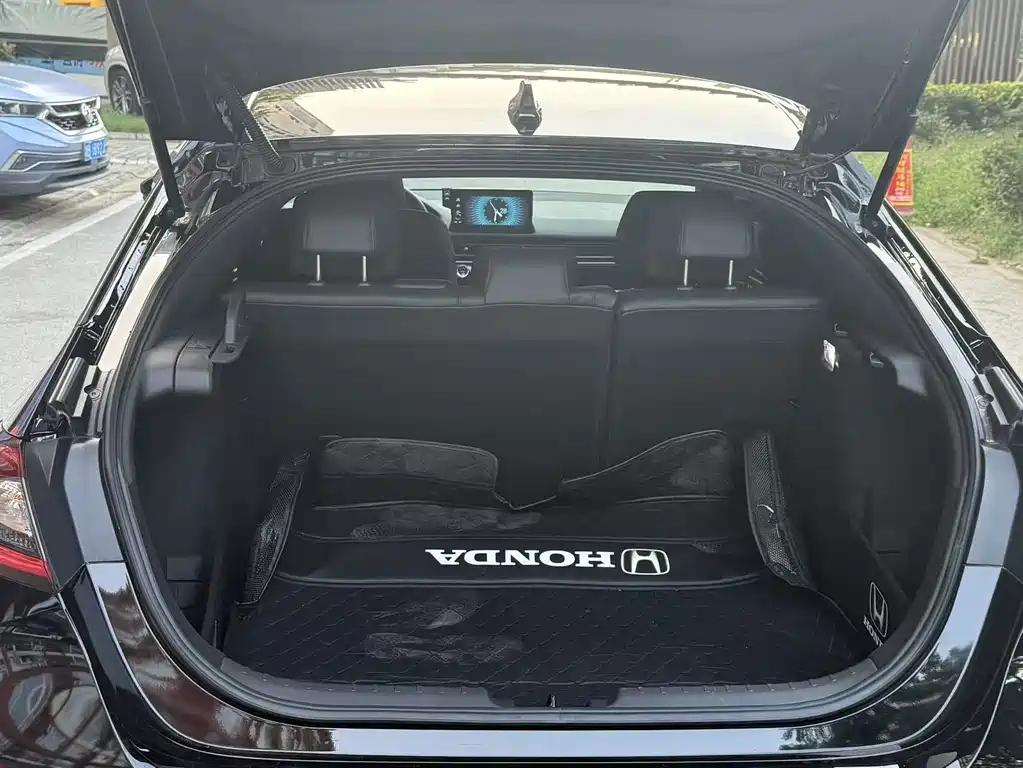 HONDA CIVIC 2023