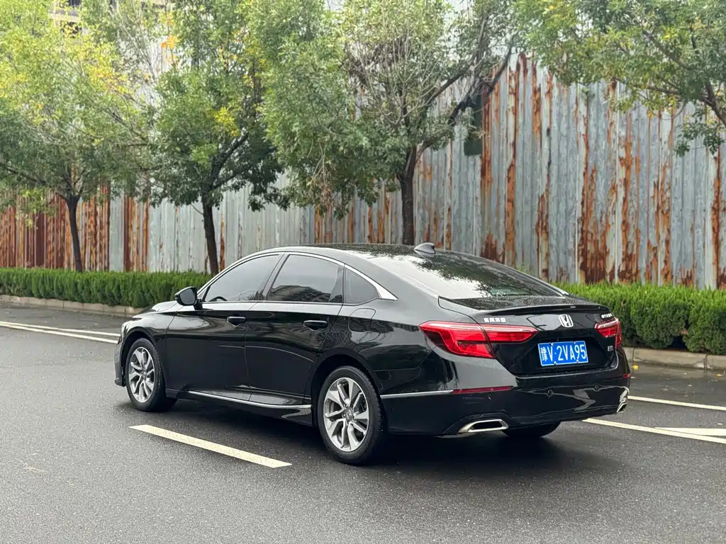 HONDA INSPIRE 2020