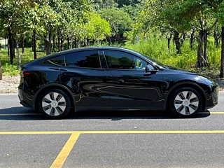 TESLA MODEL Y  2022 YEAR  POWER EDITION 2022
