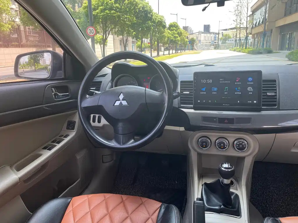 MITSUBISHI LANCER EX 2012