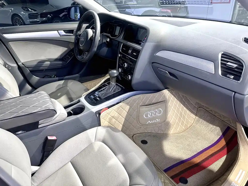 AUDI A4L 2015