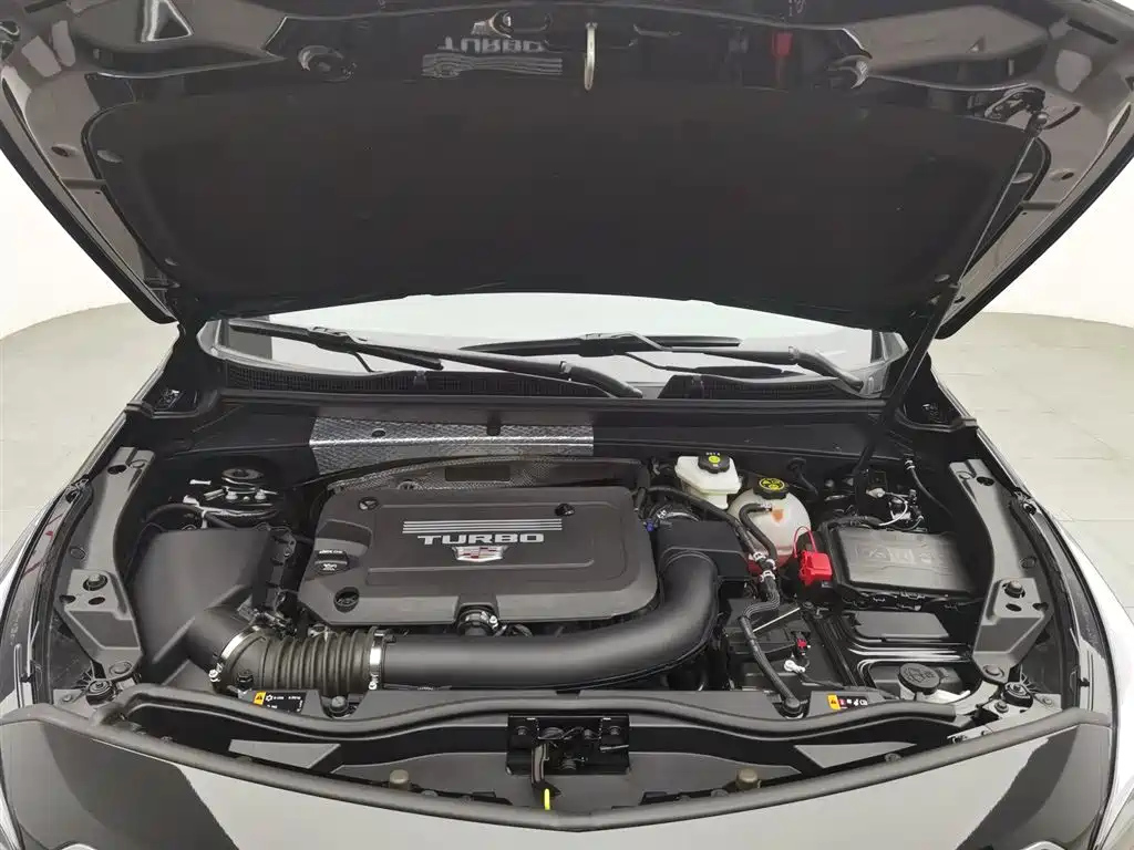 CADILLAC XT4 2022