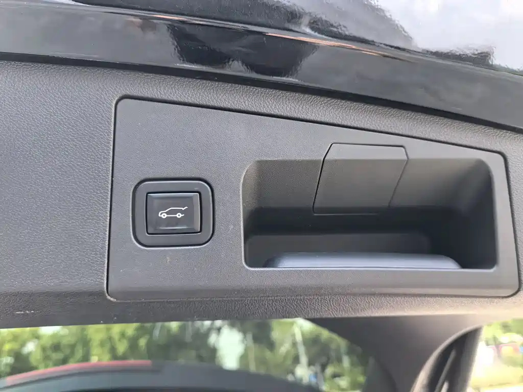 CADILLAC XT4 2021
