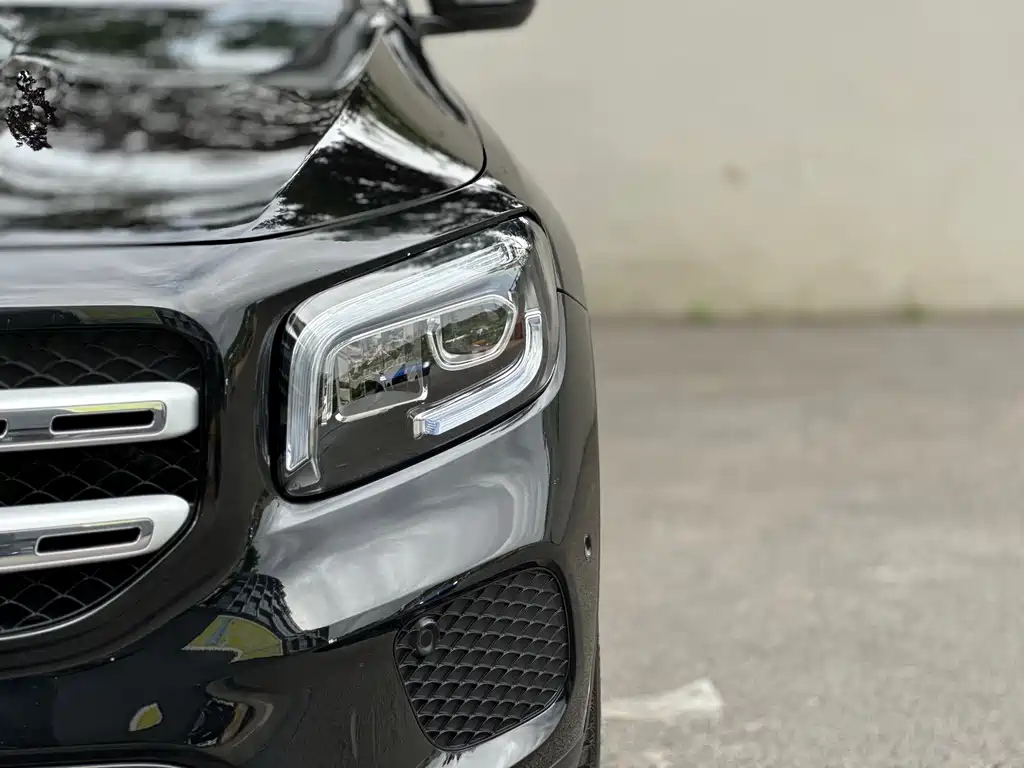 MERCEDES BENZ GLB 2020