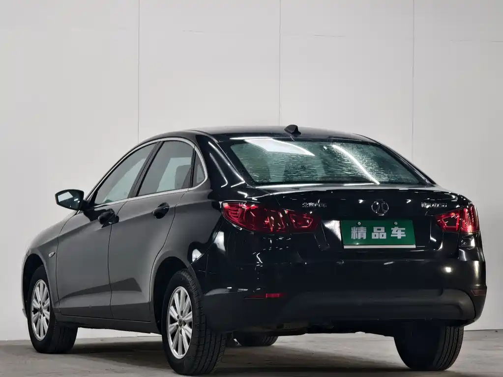 BAIC SENOVA D50 2015
