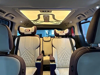 TRUMPCHI M8  2023 YEAR  390T PREMIUM ENJOY ED 2023