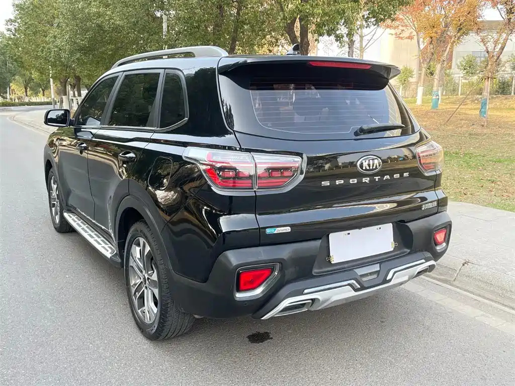 KIA SPORTAGE 2021