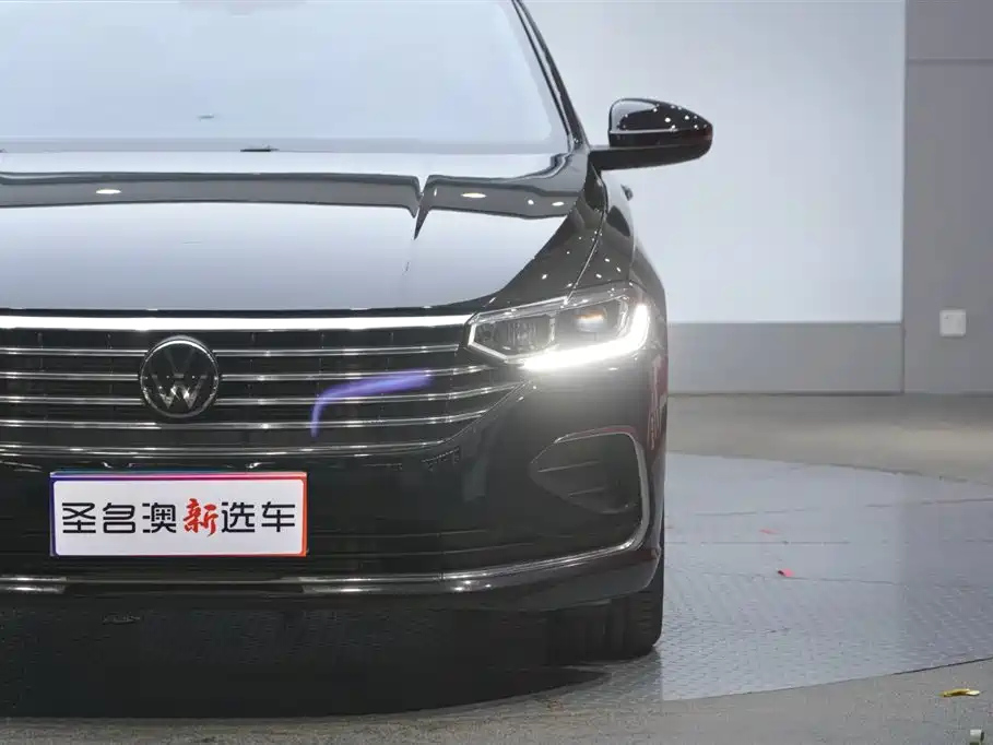 VOLKSWAGEN LAVIDA 2023