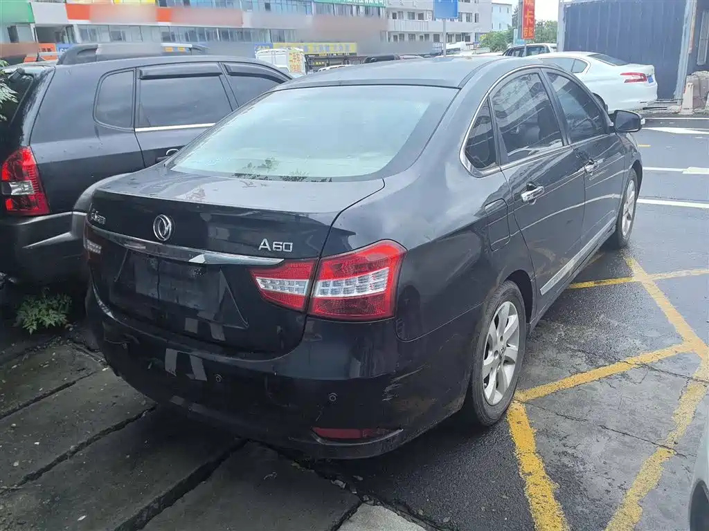 DONGFENG AEOLUS A60 2014