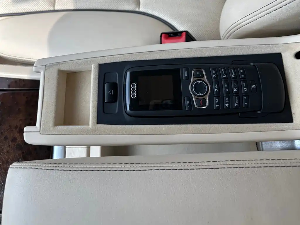 AUDI A8 2010
