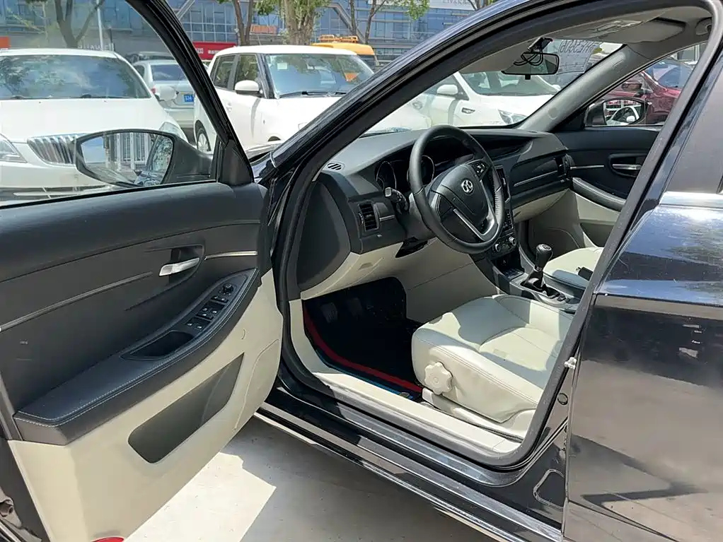 BAIC SENOVA D50 2014