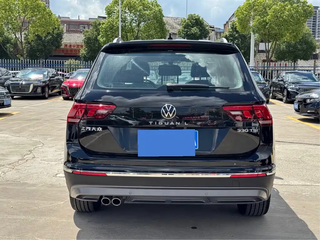VOLKSWAGEN TIGUAN L 2021
