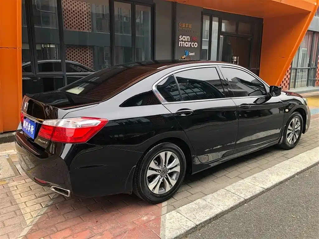 HONDA ACCORD 2015
