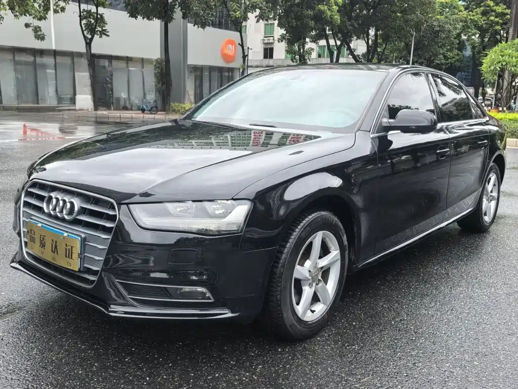 AUDI A4L 2015