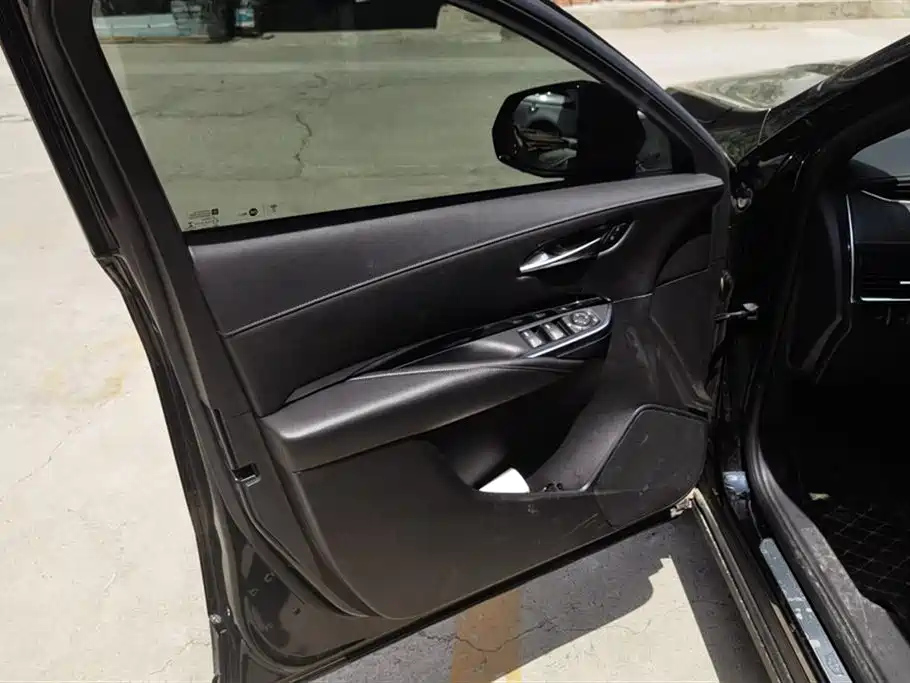 CADILLAC XT4 2020