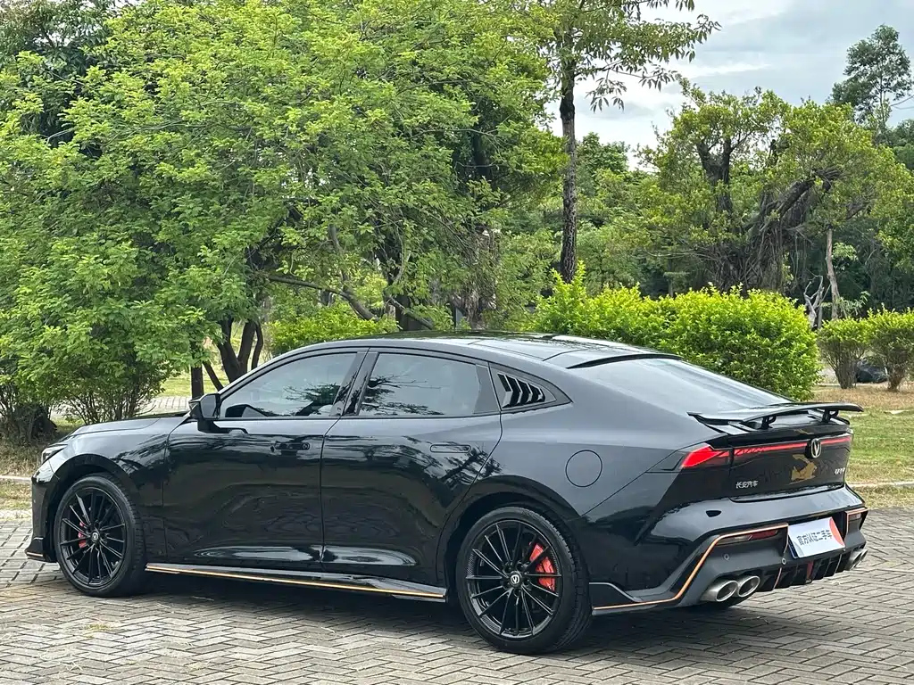 CHANGAN UNI-V 2023