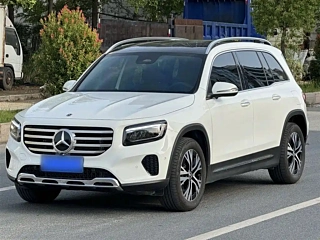 MERCEDES BENZ GLB 2024