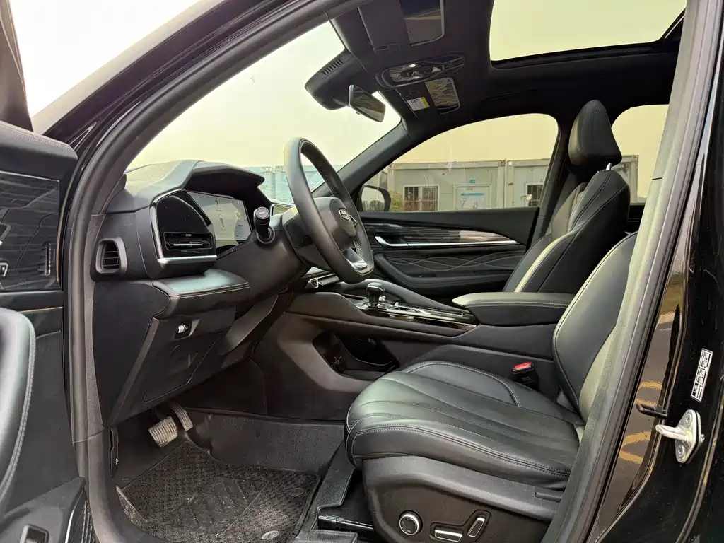 GEELY AUTO MONJARO 2025