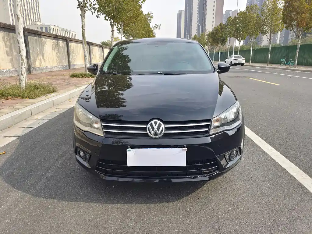 VOLKSWAGEN JETTA 2015