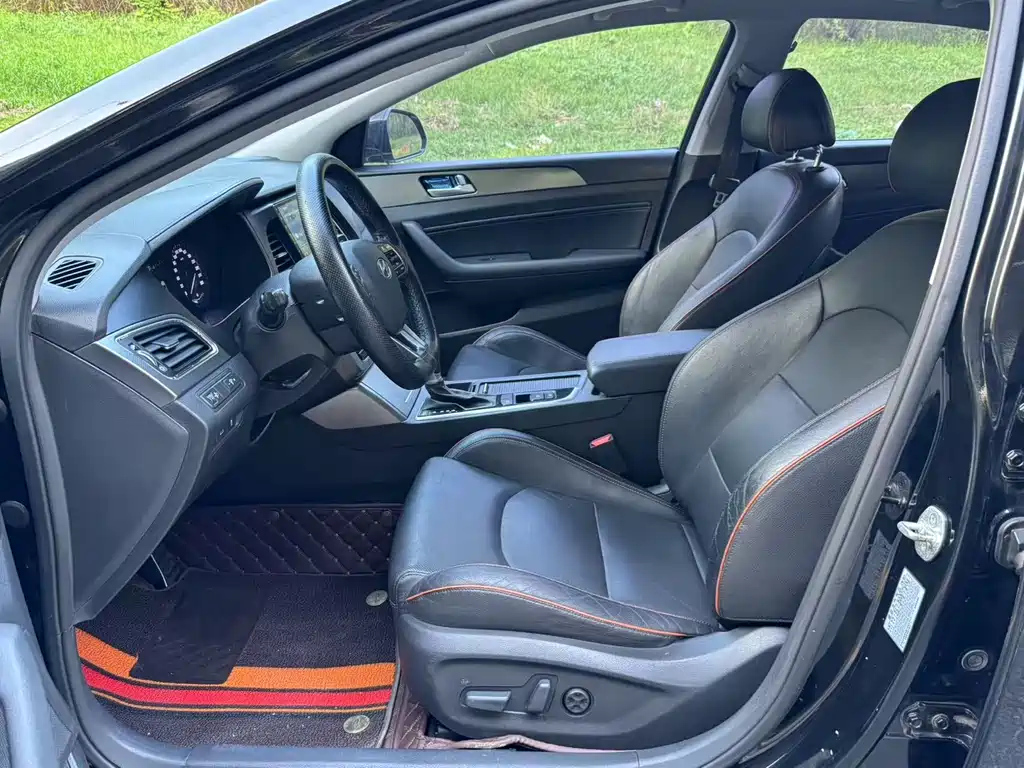 HYUNDAI SONATA 2015