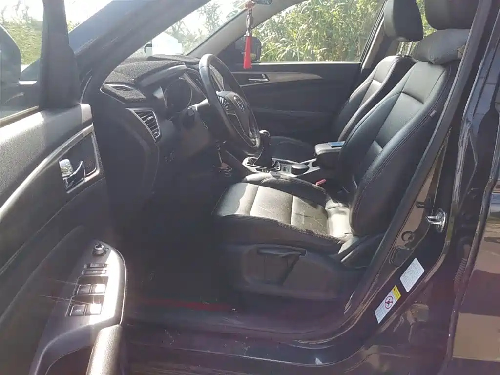 CHANGAN CS75 2015