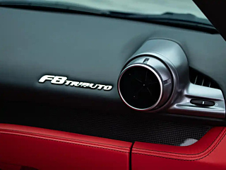 FERRARI F8  2019 YEAR TRIBUTO 3.9T V8 2019