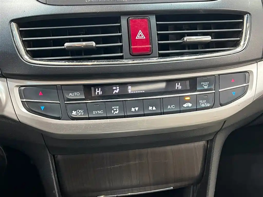 HONDA CROSSTOUR 2014