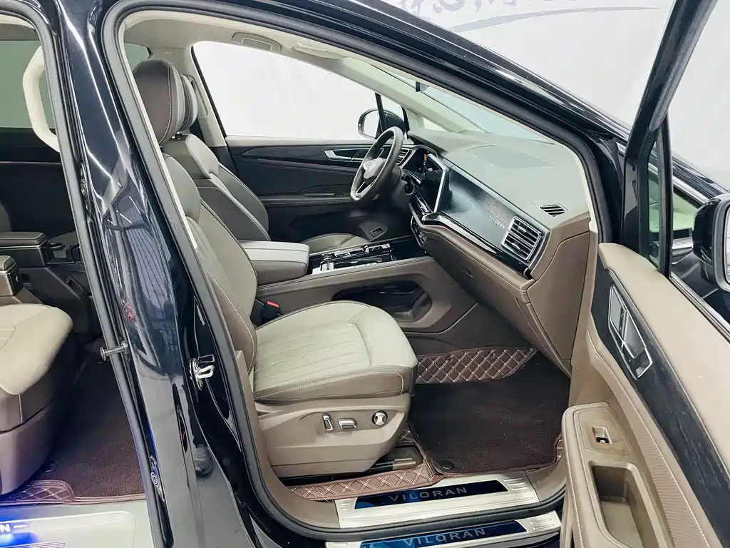 VOLKSWAGEN VILORAN 2024