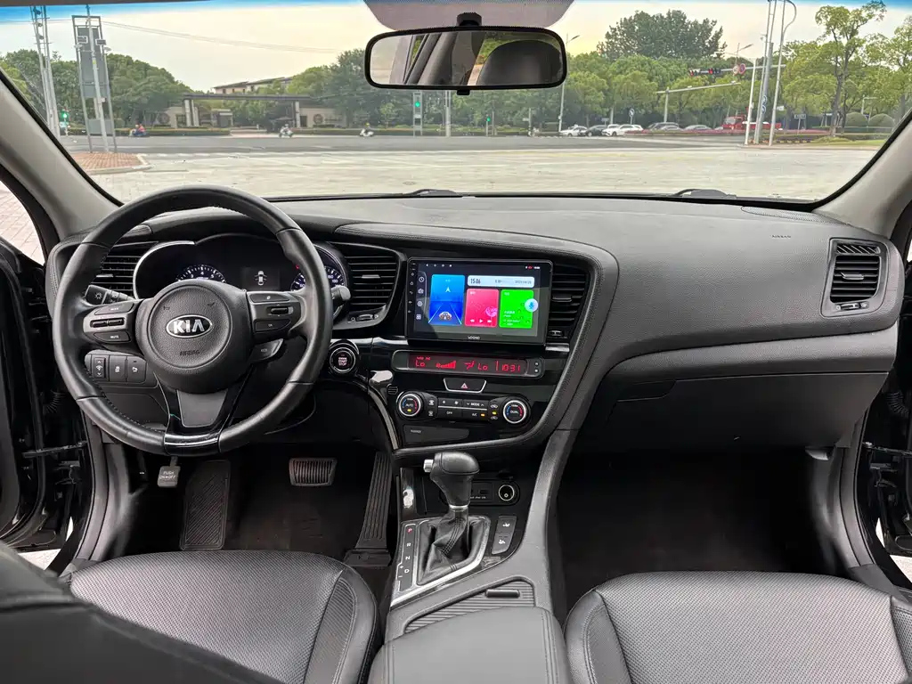 KIA K5 2015
