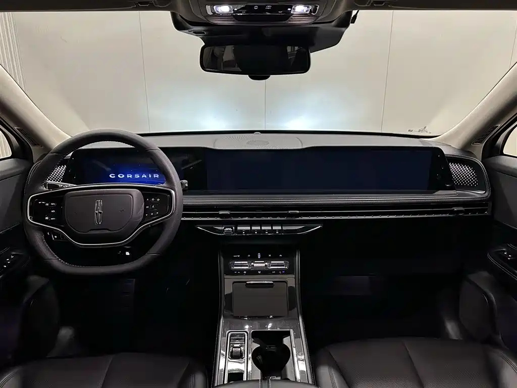 LINCOLN ADVENTURER 2023