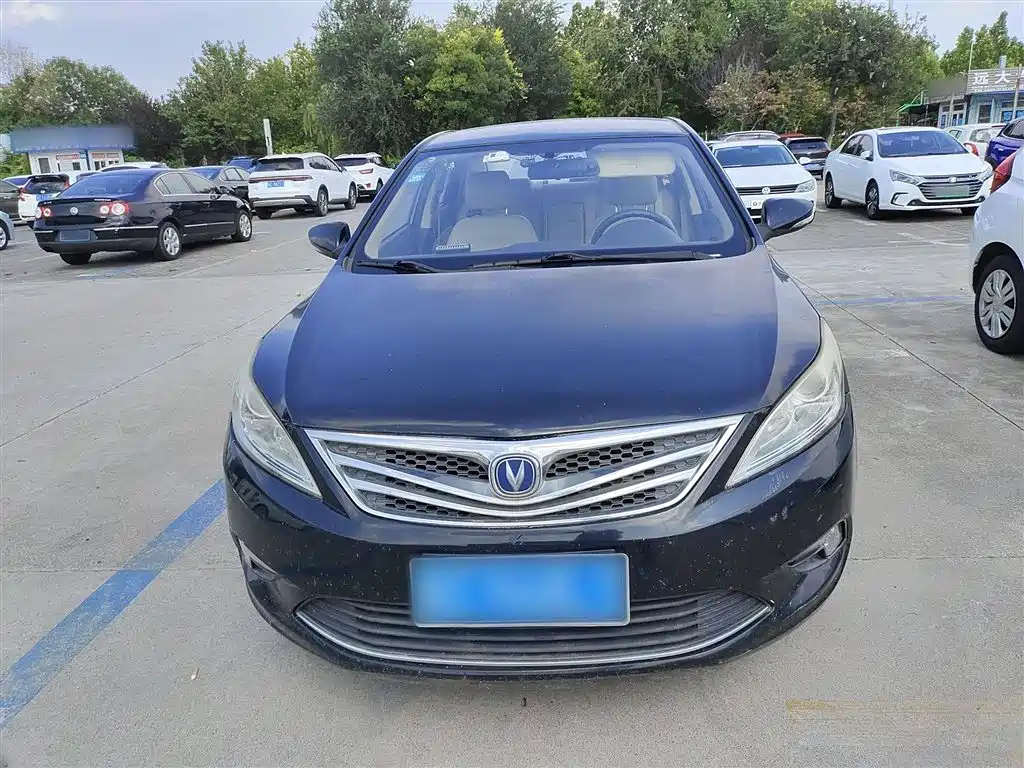 CHANGAN EADO 2014