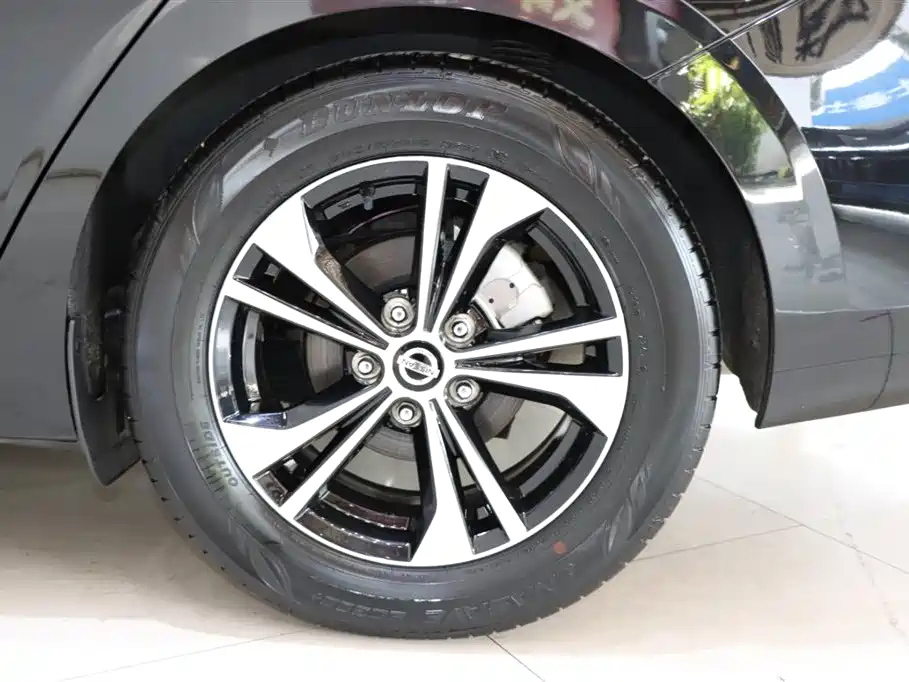 NISSAN SYLPHY 2021