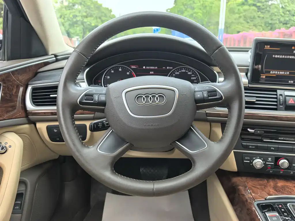 AUDI A6L 2015