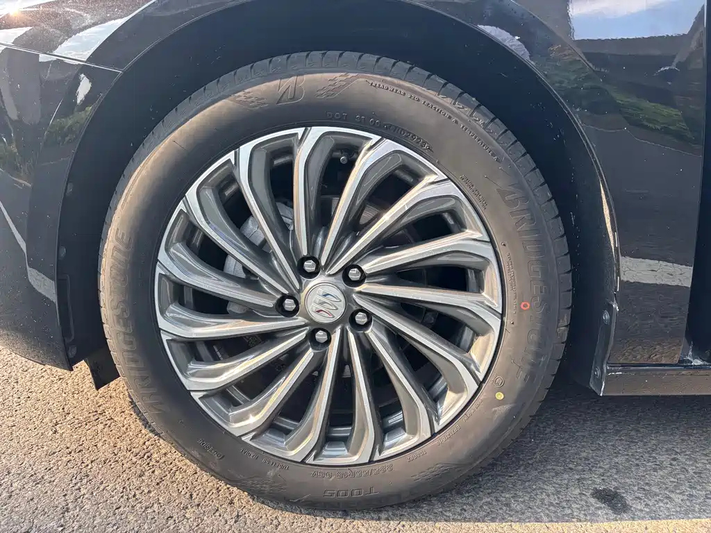BUICK LACROSSE 2024