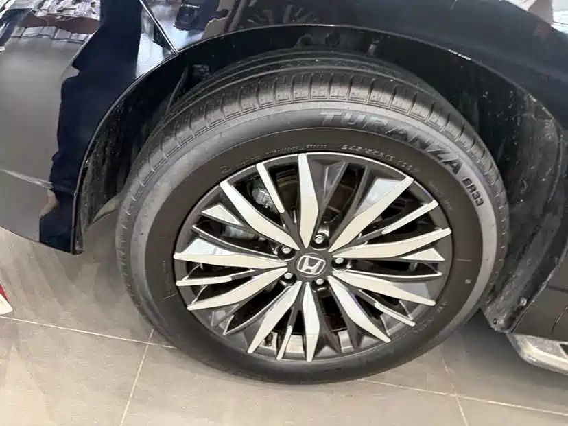 HONDA AVANCIER 2020