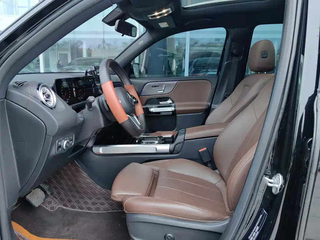 MERCEDES BENZ GLB 2022