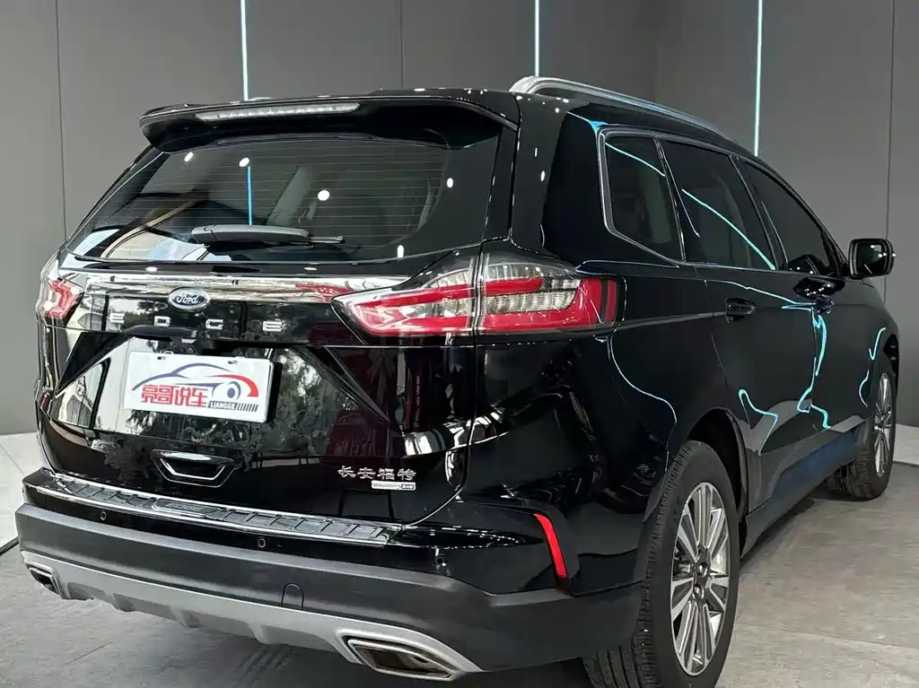 FORD EDGE 2021