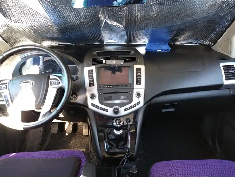 BYD S6 2014