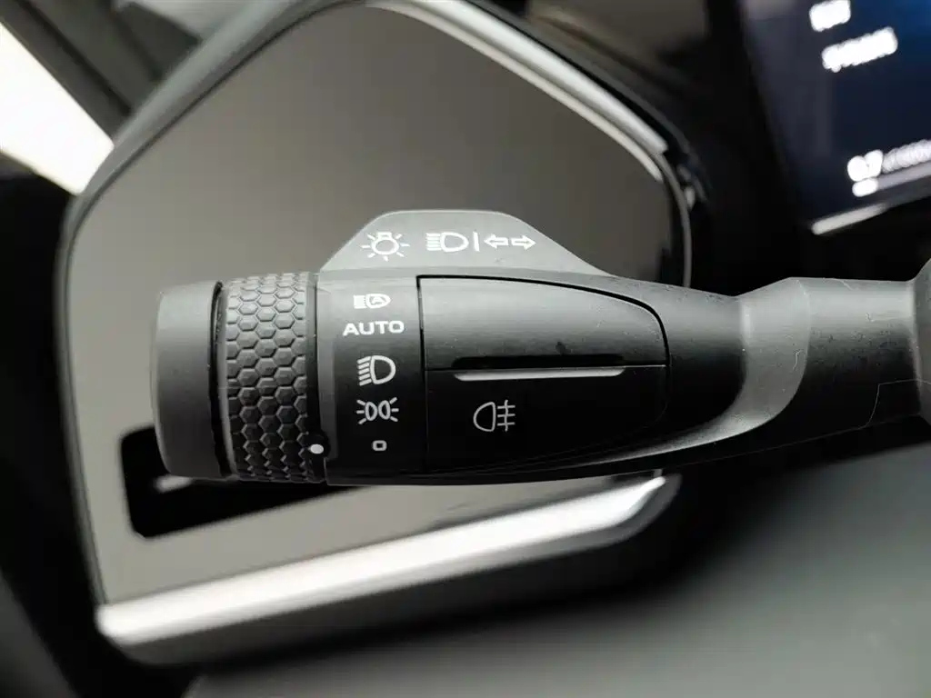 GEELY AUTO MONJARO 2025