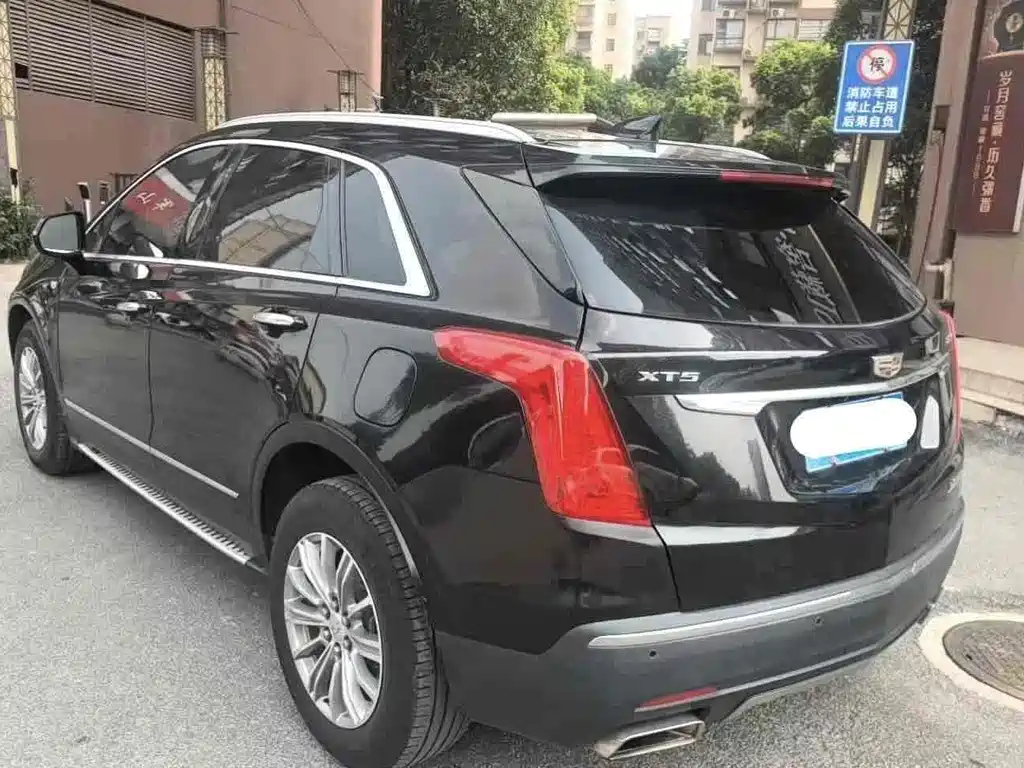 CADILLAC XT5 2016